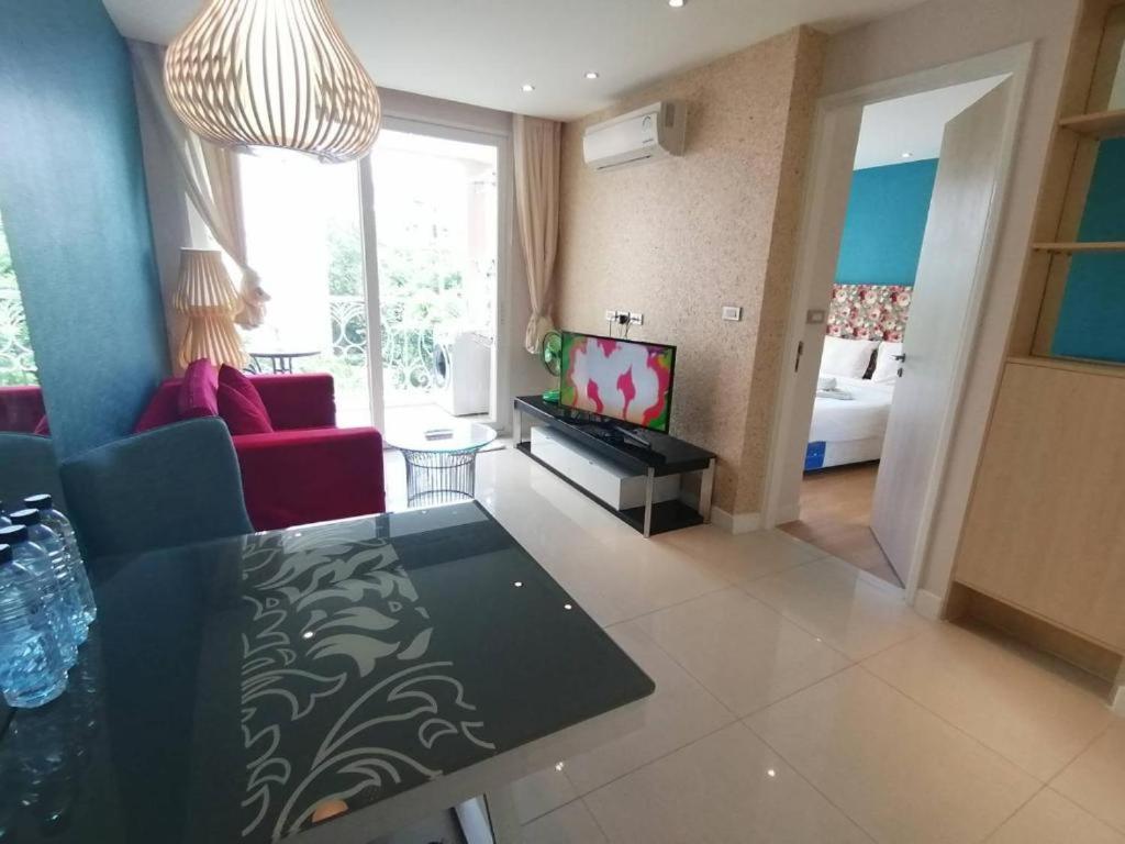 Grande Caribbean Condo By Somphong Pattaya Exterior photo